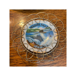 Vintage handpainted Niagara Falls small (2") souvenir plate wire frame & easel